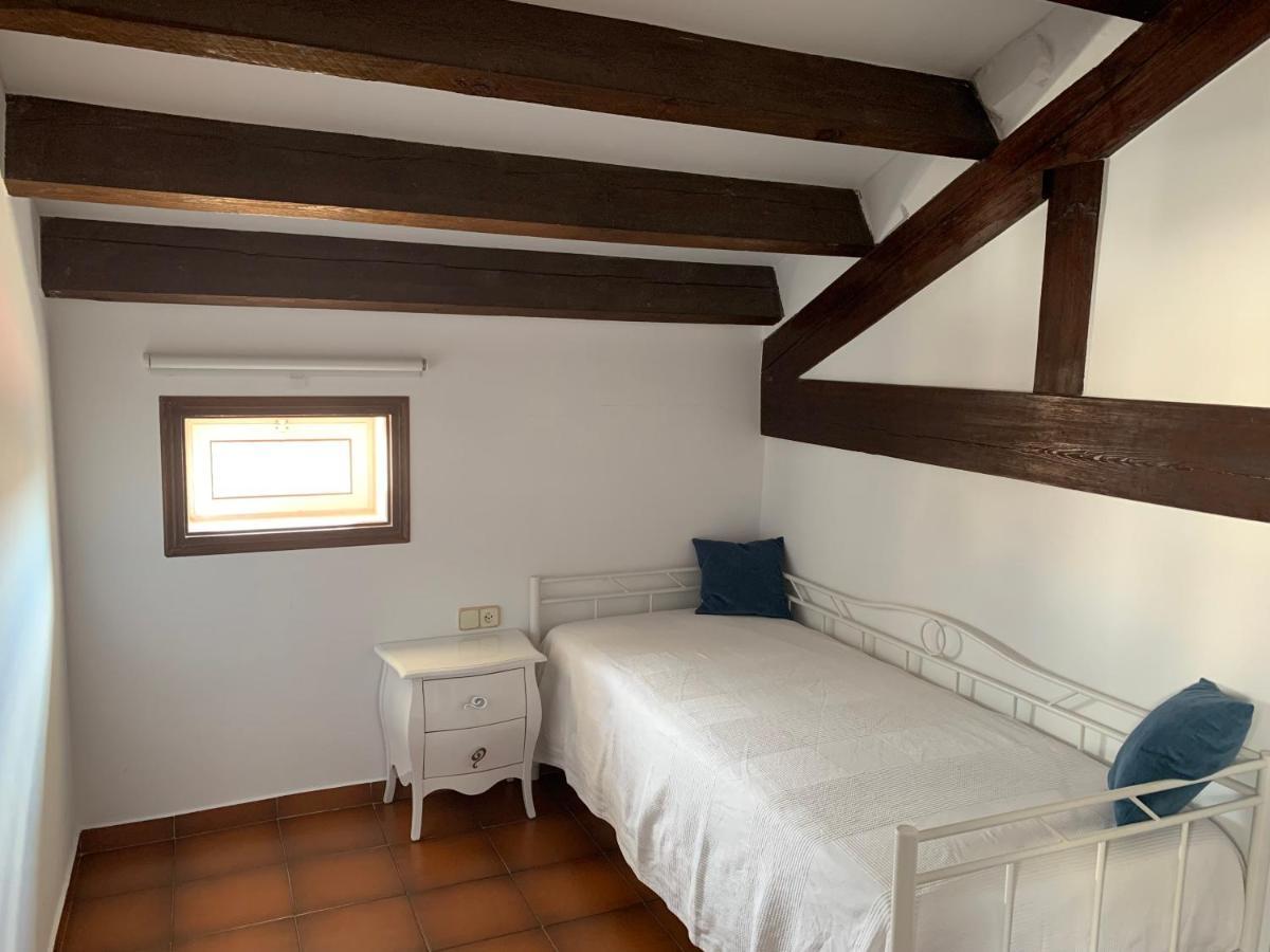 Cal Negre Apartment *
